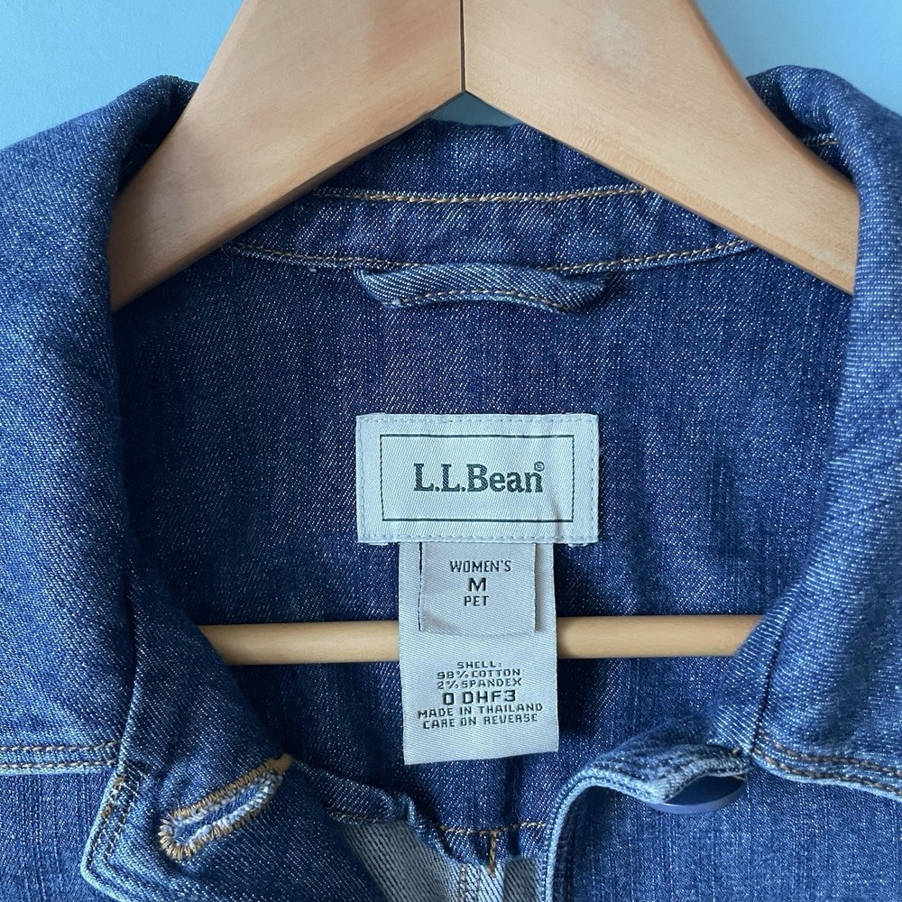 L.L. Bean Women's Denim Utility Chore Jacket Blue Cotton Stretch Petite Medium M - Picture 3 of 12